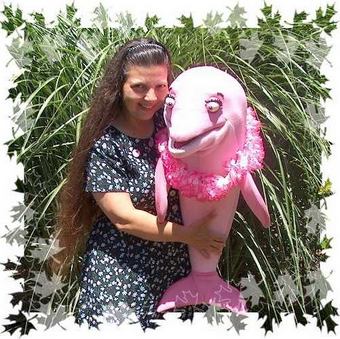 Christine Campbell with DOLPHINETTE puppet